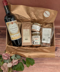 Coffret cadeau gourmand Hedona composé de produits artisanaux du terroir, idéal pour offrir à Trangé et au Mans.