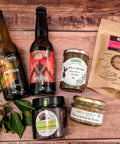 Coffret épicerie fine Hedona avec spécialités locales et produits faits maison, idée cadeau originale près du Mans.